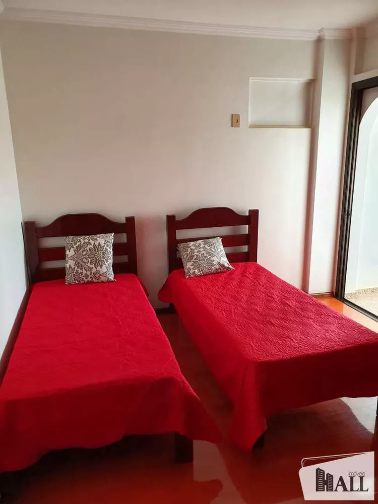 Apartamento à venda com 3 quartos, 198m² - Foto 8