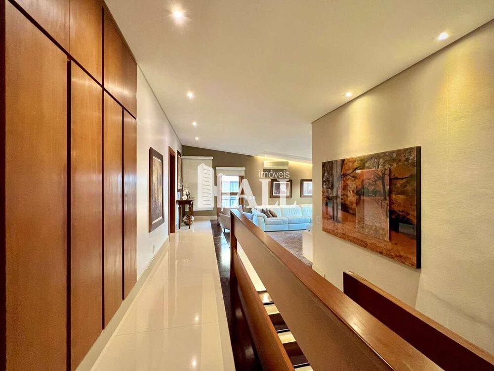 Sobrado à venda com 3 quartos, 580m² - Foto 1
