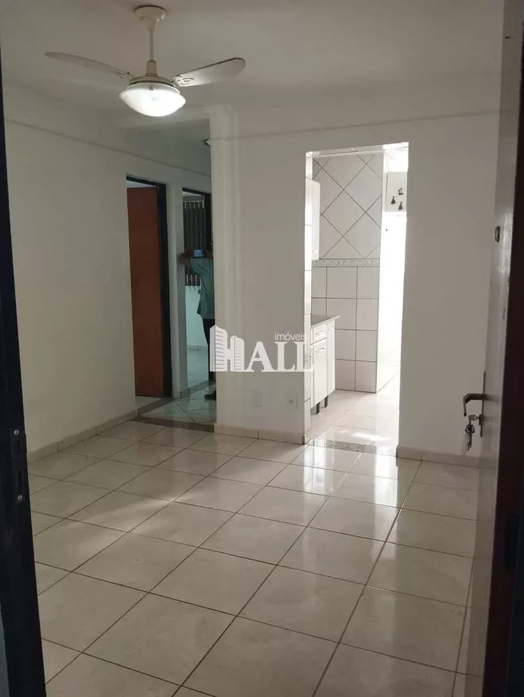 Apartamento à venda com 2 quartos, 55m² - Foto 3