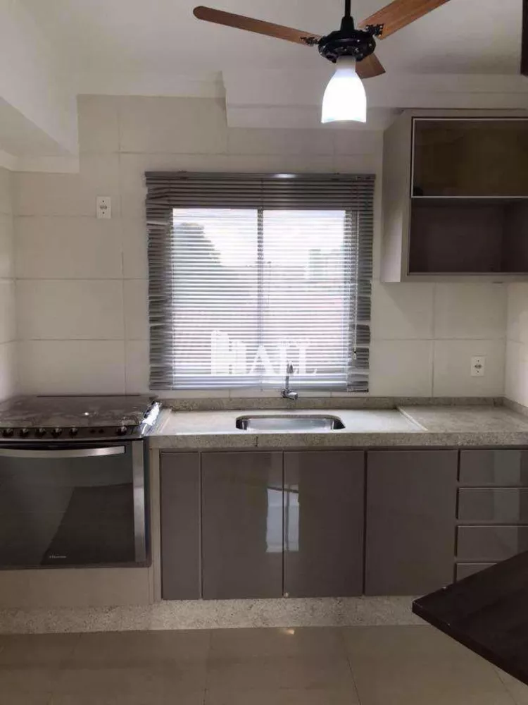 Apartamento à venda com 2 quartos, 60m² - Foto 1