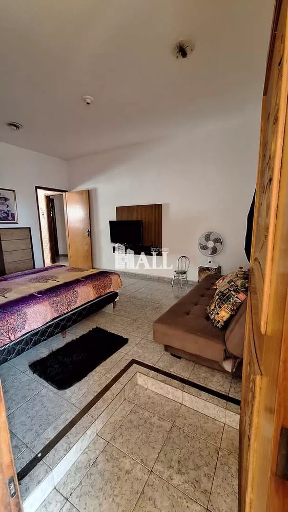 Casa à venda com 2 quartos, 150m² - Foto 3