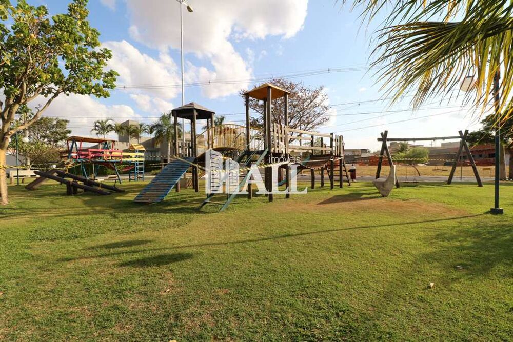 Casa de Condomínio à venda com 4 quartos, 323m² - Foto 8