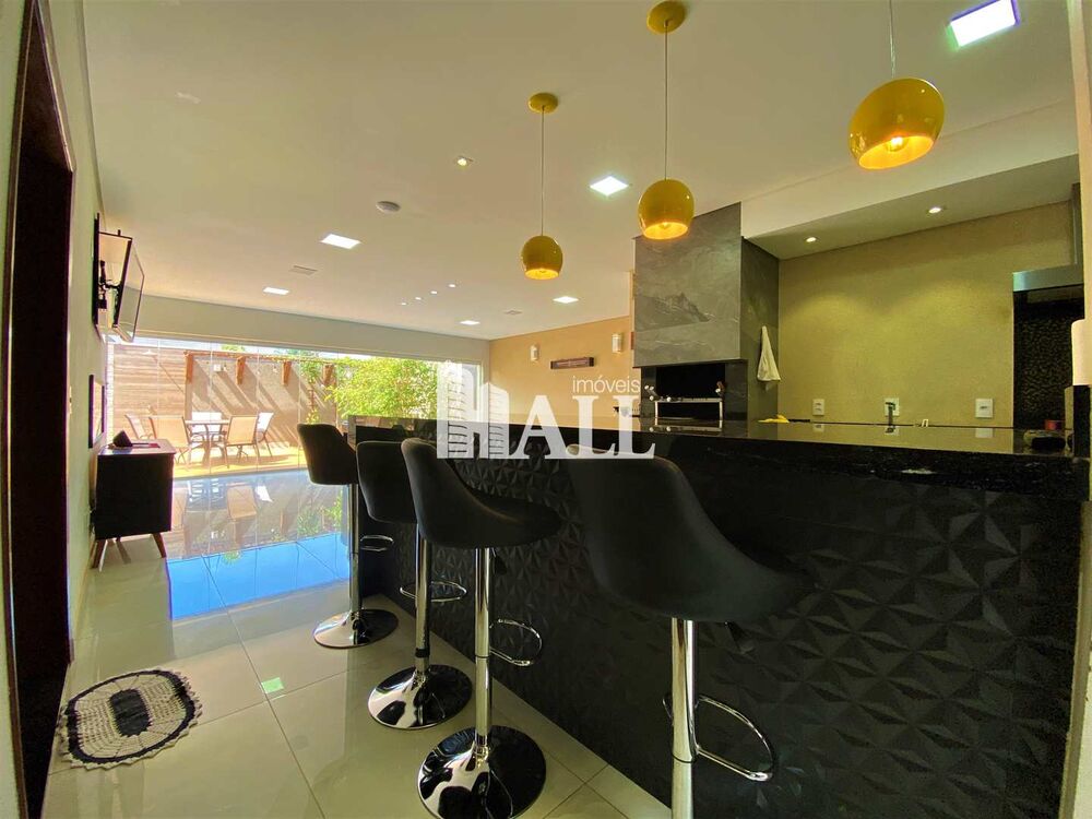 Casa de Condomínio à venda com 4 quartos, 323m² - Foto 3