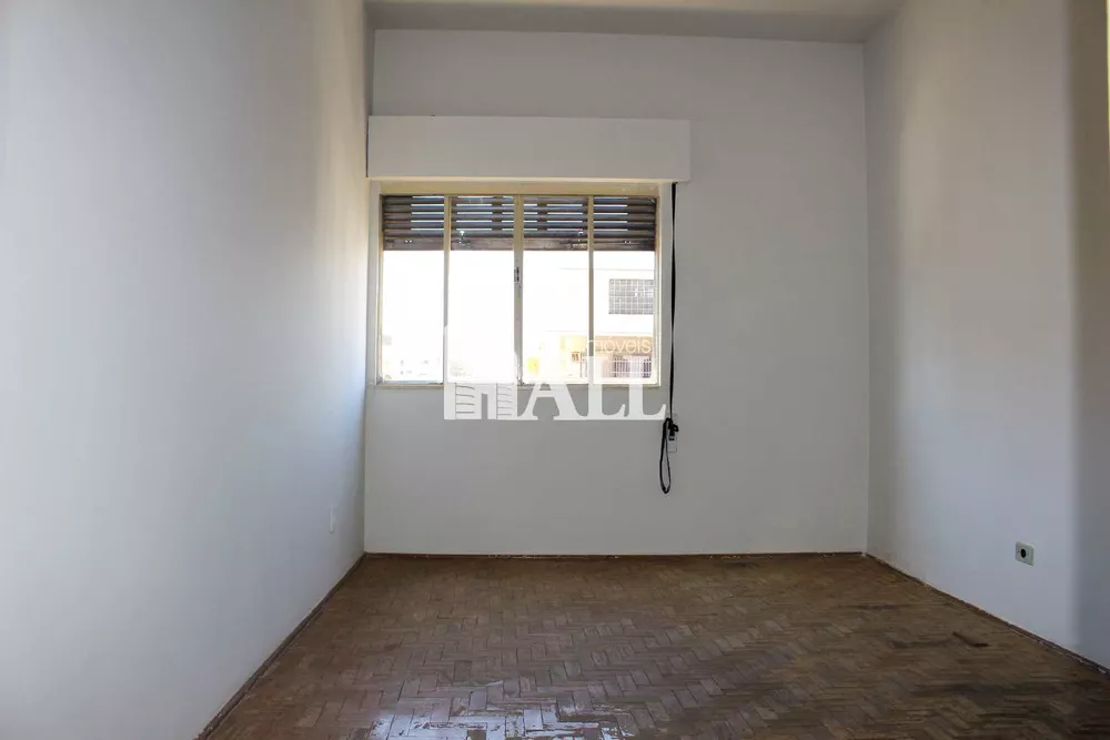 Apartamento à venda com 3 quartos, 110m² - Foto 2