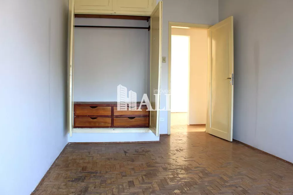 Apartamento à venda com 3 quartos, 110m² - Foto 3