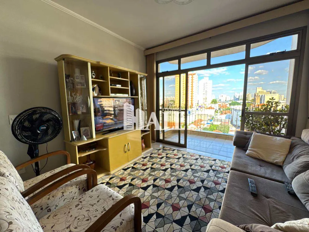 Apartamento, 3 quartos, 230 m² - Foto 1