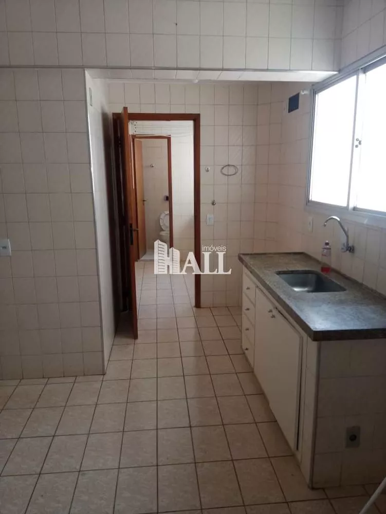 Apartamento à venda com 3 quartos, 95m² - Foto 1