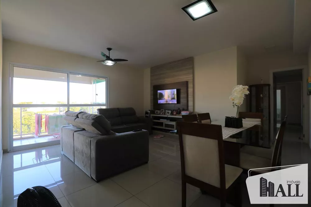 Apartamento à venda com 3 quartos, 105m² - Foto 1