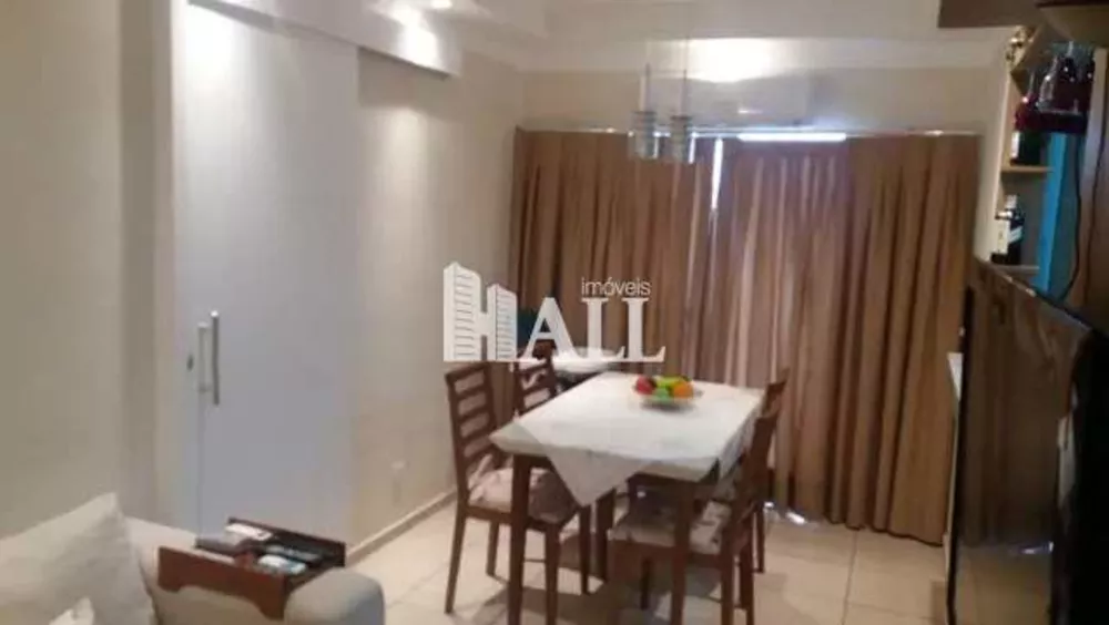 Apartamento à venda com 3 quartos, 72m² - Foto 2