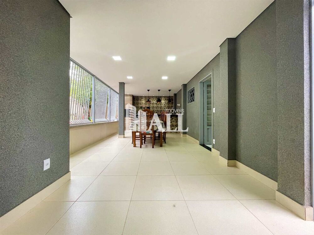 Casa, 3 quartos, 200 m² - Foto 1
