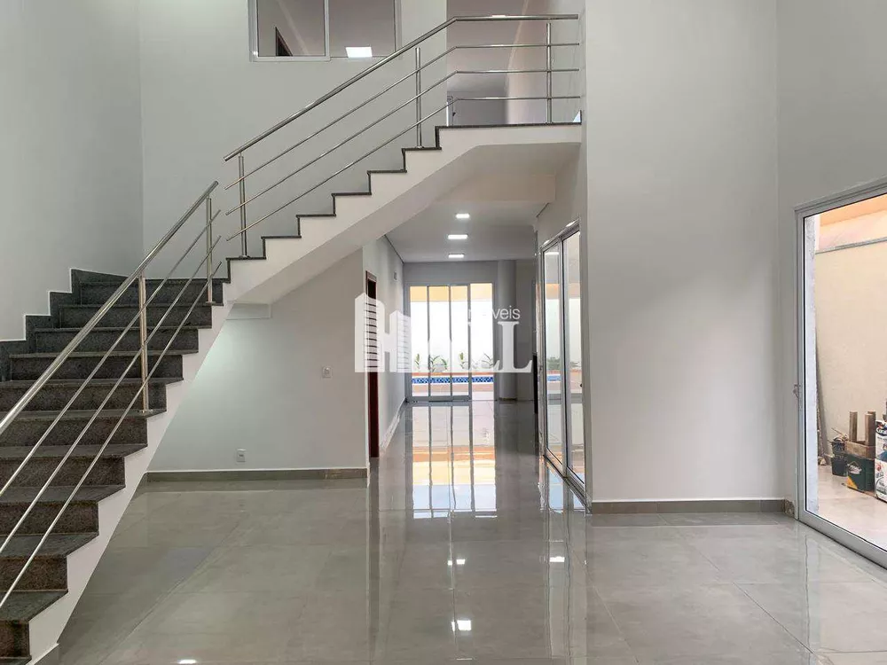 Sobrado à venda com 3 quartos, 262m² - Foto 3