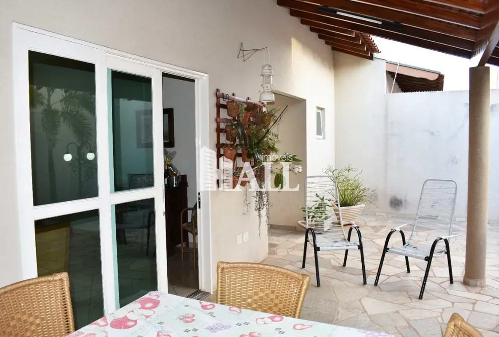 Casa, 3 quartos, 230 m² - Foto 1