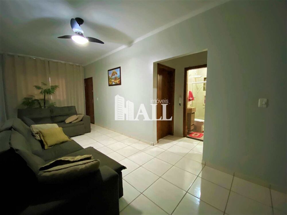 Casa à venda com 3 quartos, 210m² - Foto 4