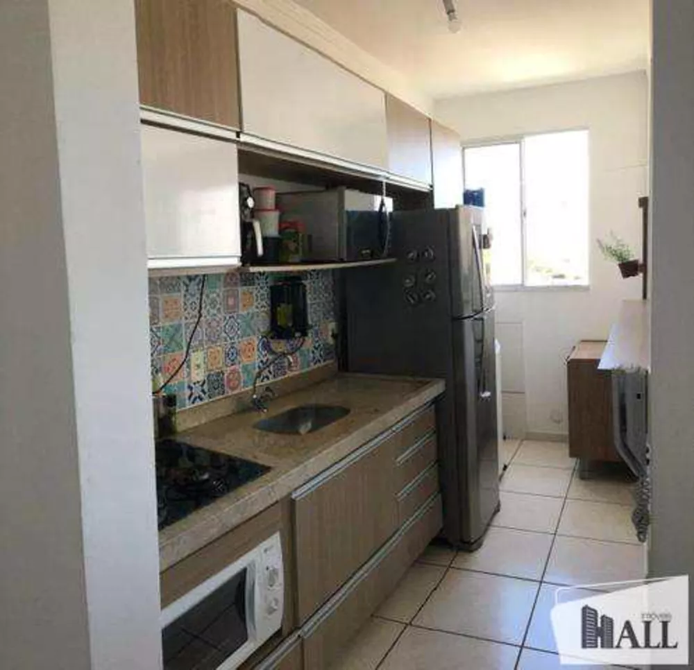 Apartamento à venda com 2 quartos, 47m² - Foto 3