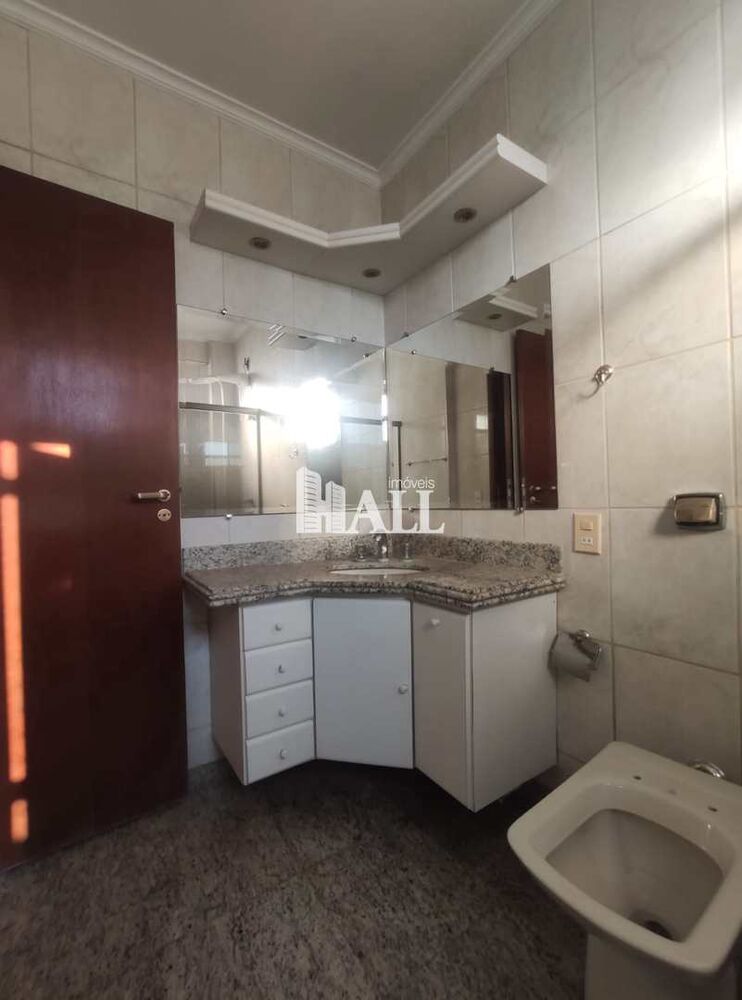 Apartamento à venda com 4 quartos, 210m² - Foto 4