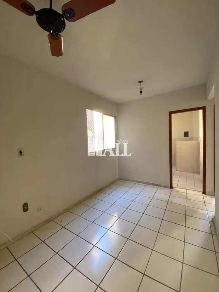 Apartamento à venda com 2 quartos, 46m² - Foto 3