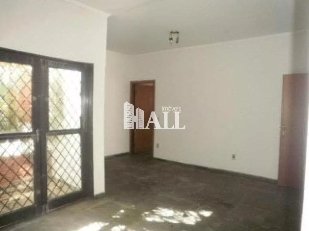 Casa à venda com 3 quartos, 250m² - Foto 1