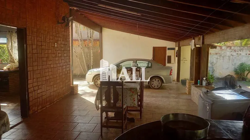 Chácara, 3 quartos, 1220 m² - Foto 2