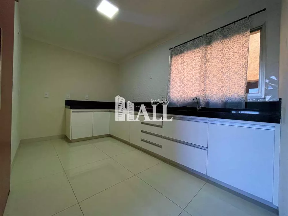 Apartamento à venda com 2 quartos, 77m² - Foto 2