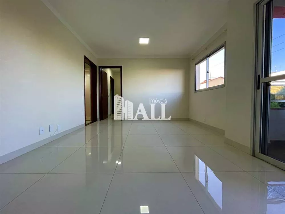 Apartamento à venda com 2 quartos, 77m² - Foto 1