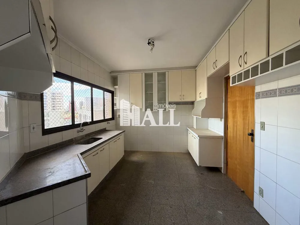 Apartamento, 3 quartos, 142 m² - Foto 2