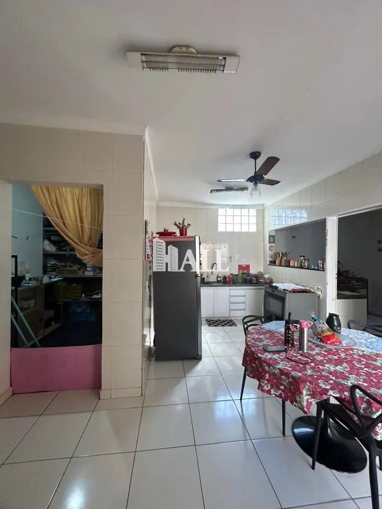 Casa, 4 quartos, 166 m² - Foto 1