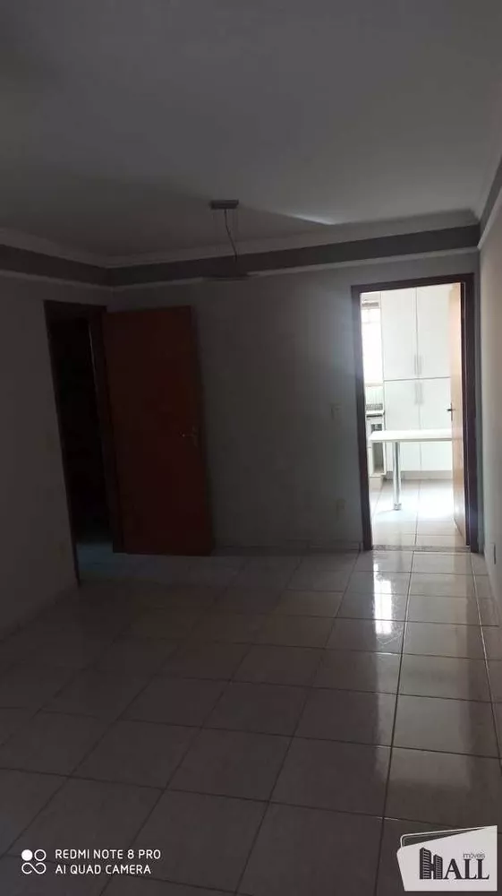 Apartamento à venda com 2 quartos, 80m² - Foto 1