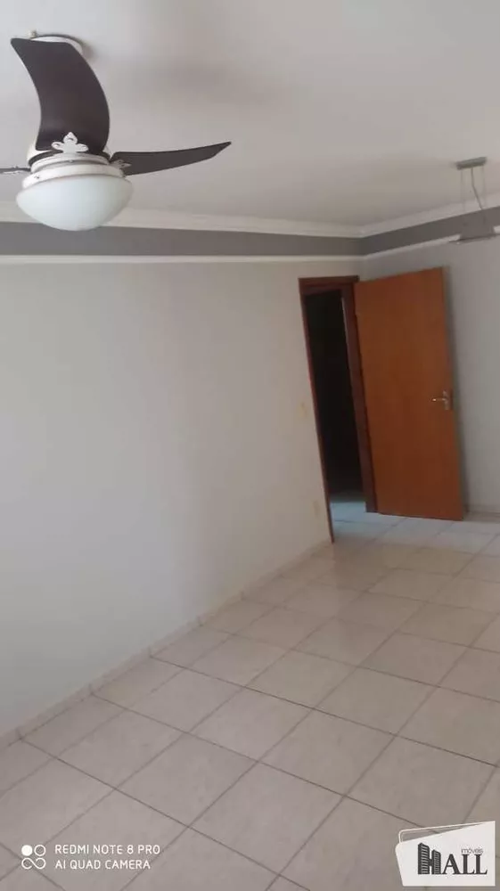 Apartamento à venda com 2 quartos, 80m² - Foto 2