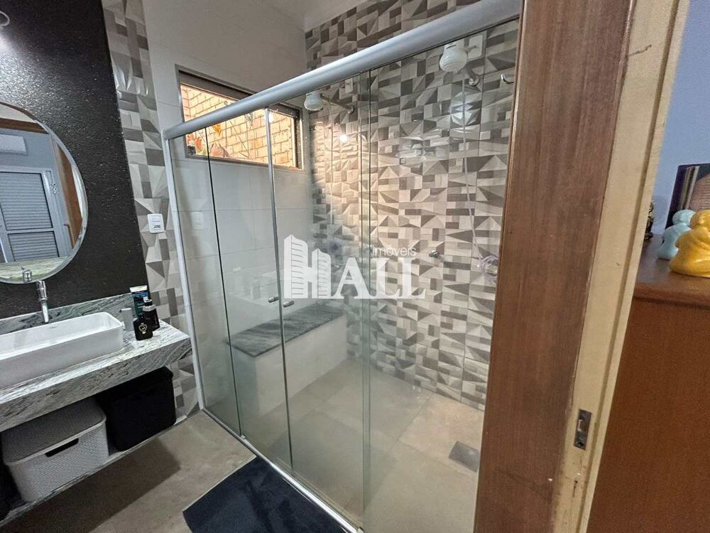Casa à venda com 3 quartos, 170m² - Foto 1