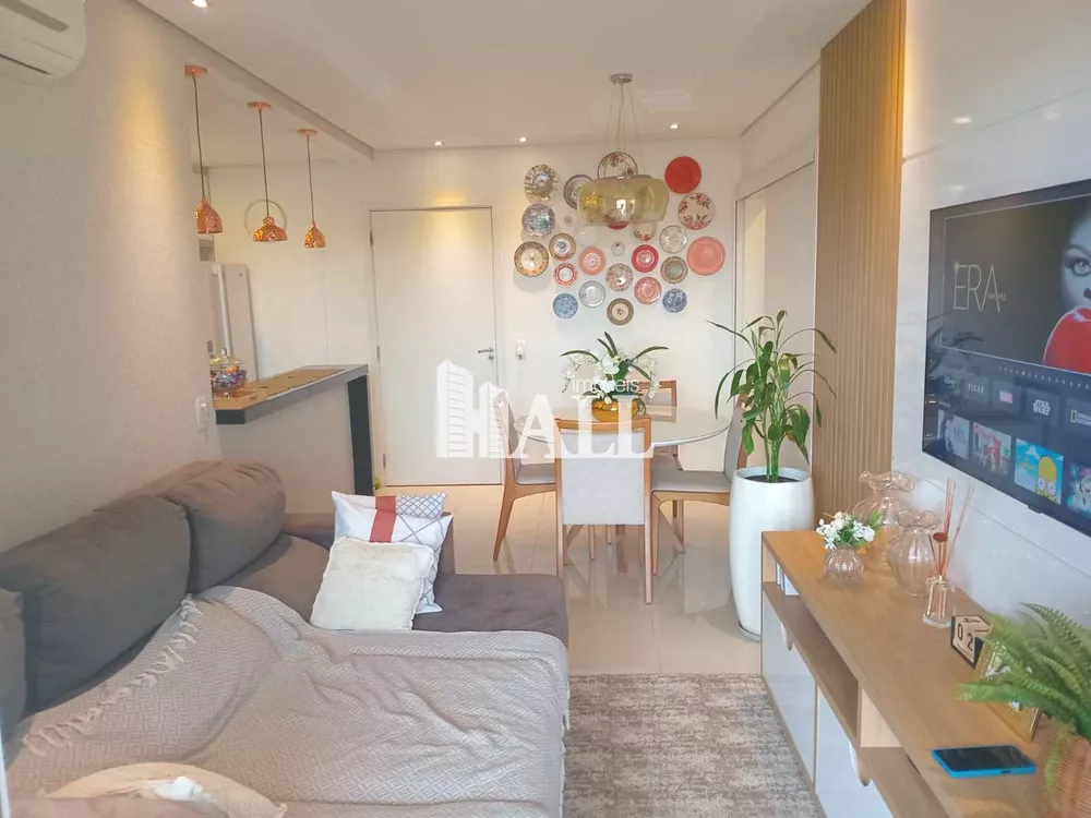 Apartamento à venda com 2 quartos, 70m² - Foto 2