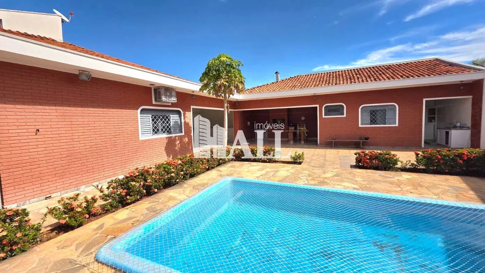 Casa, 4 quartos, 320 m² - Foto 1