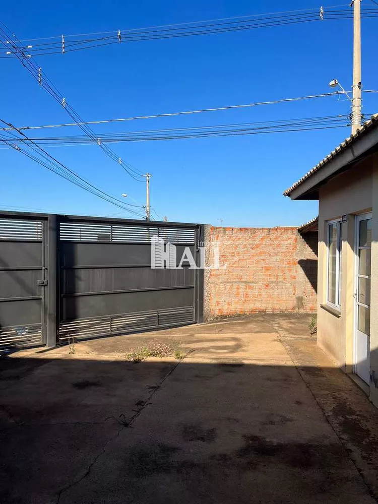 Casa à venda com 2 quartos, 47m² - Foto 3