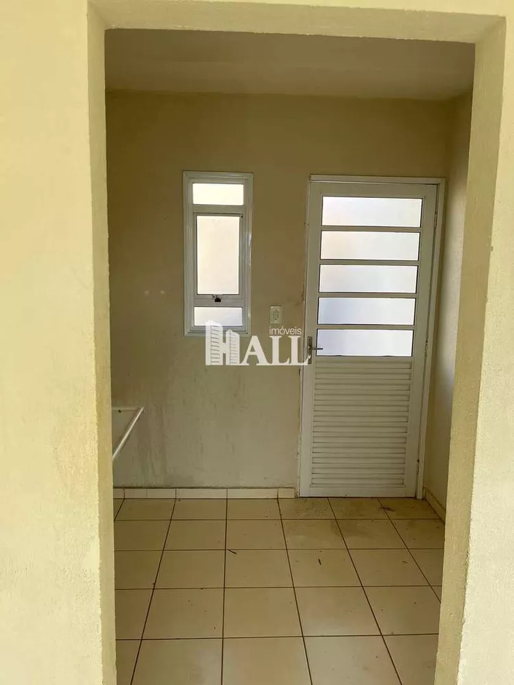 Casa à venda com 2 quartos, 47m² - Foto 1