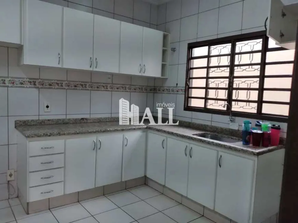 Casa, 3 quartos, 226 m² - Foto 1