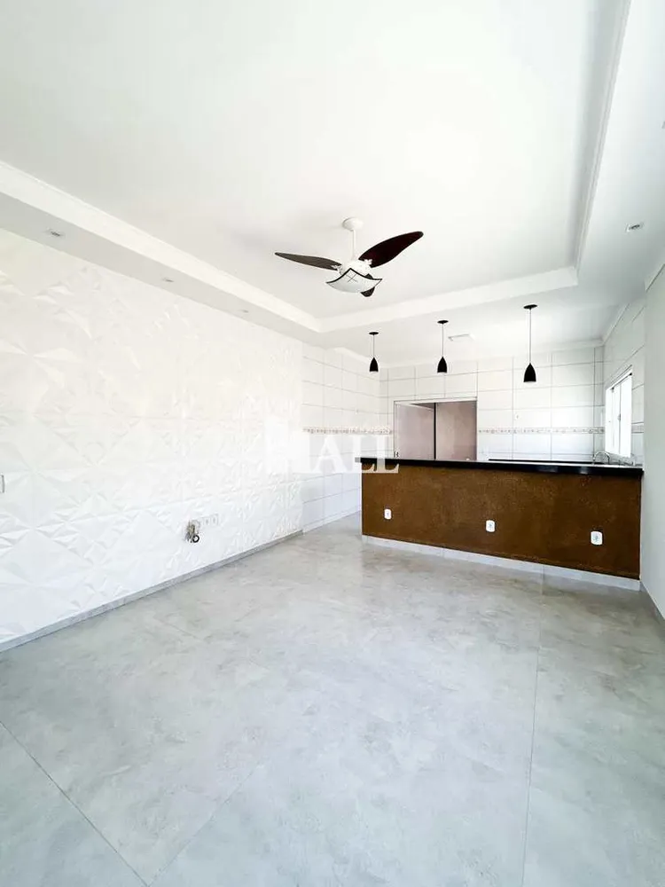 Casa, 3 quartos, 122 m² - Foto 1