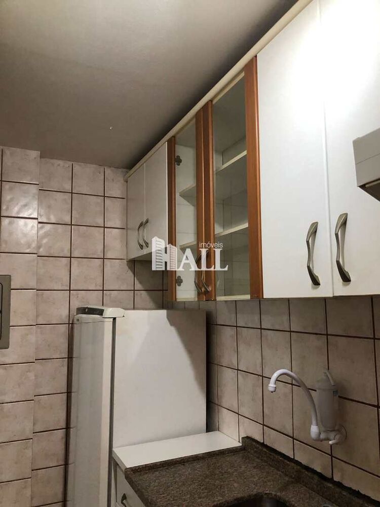 Apartamento à venda com 2 quartos, 65m² - Foto 2
