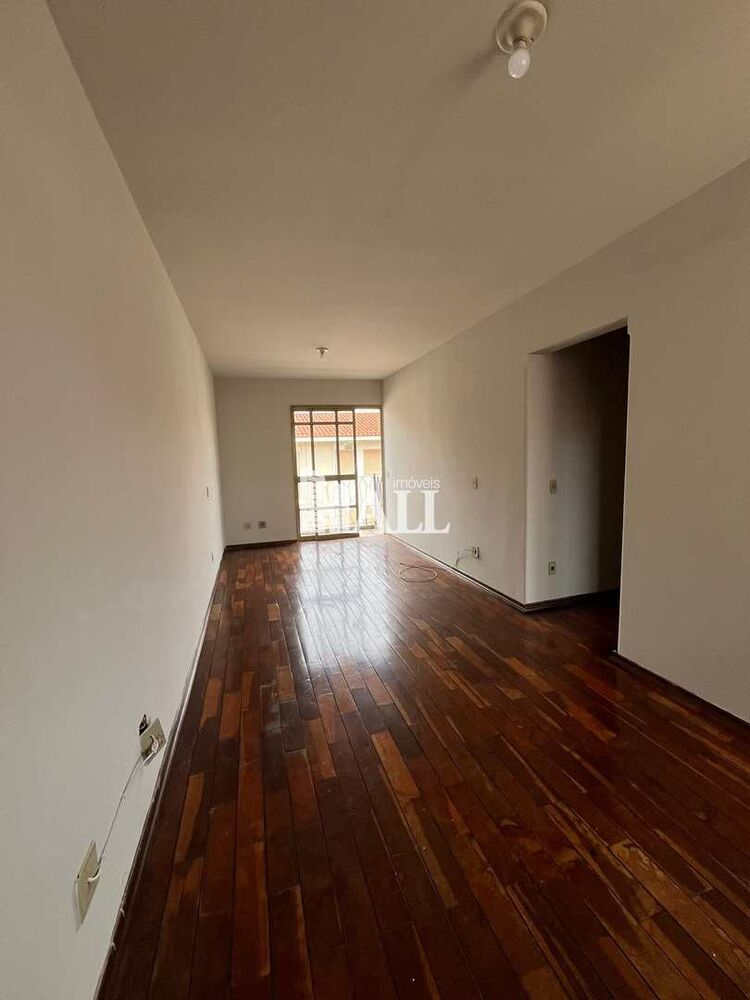 Apartamento à venda com 2 quartos, 63m² - Foto 3