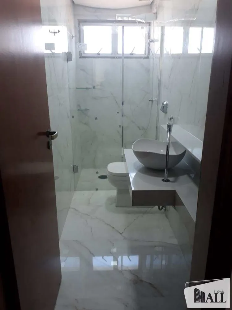 Apartamento, 3 quartos, 140 m² - Foto 1