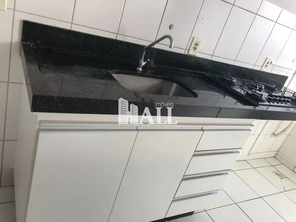 Apartamento à venda com 2 quartos, 45m² - Foto 4