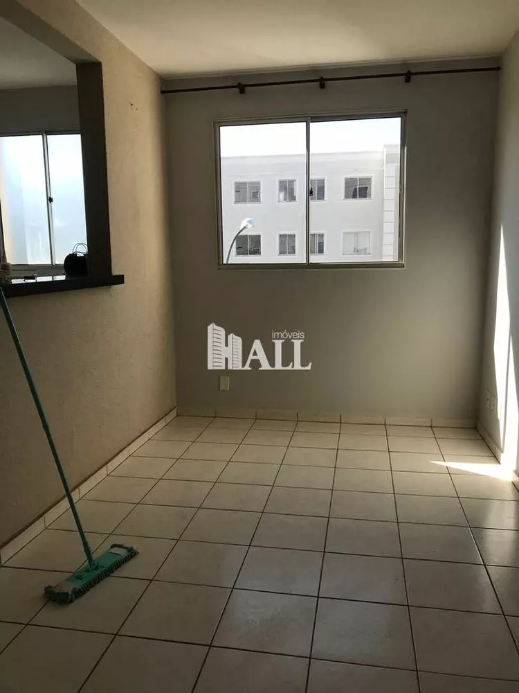 Apartamento à venda com 2 quartos, 45m² - Foto 1