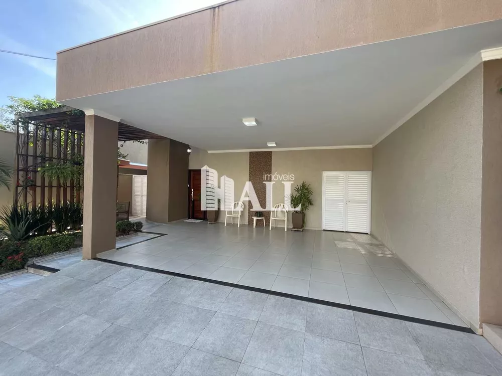 Casa de Condomínio à venda com 3 quartos, 164m² - Foto 1