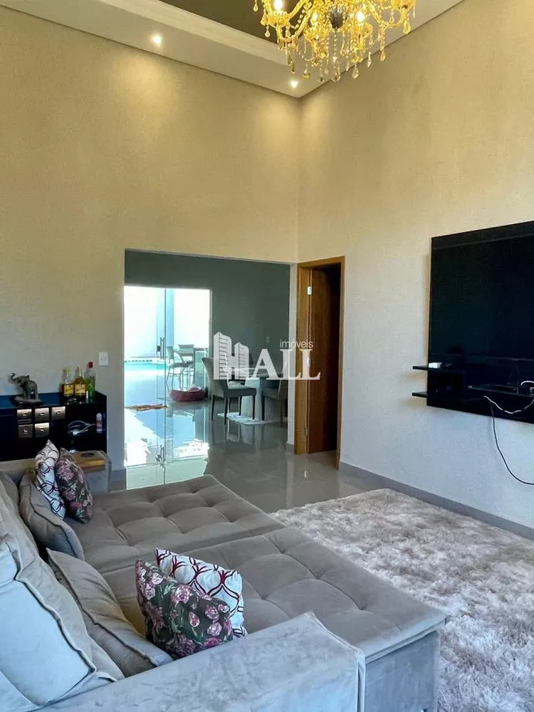 Casa à venda com 3 quartos, 192m² - Foto 3