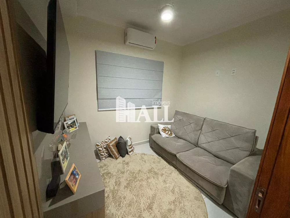 Casa à venda com 2 quartos, 150m² - Foto 4