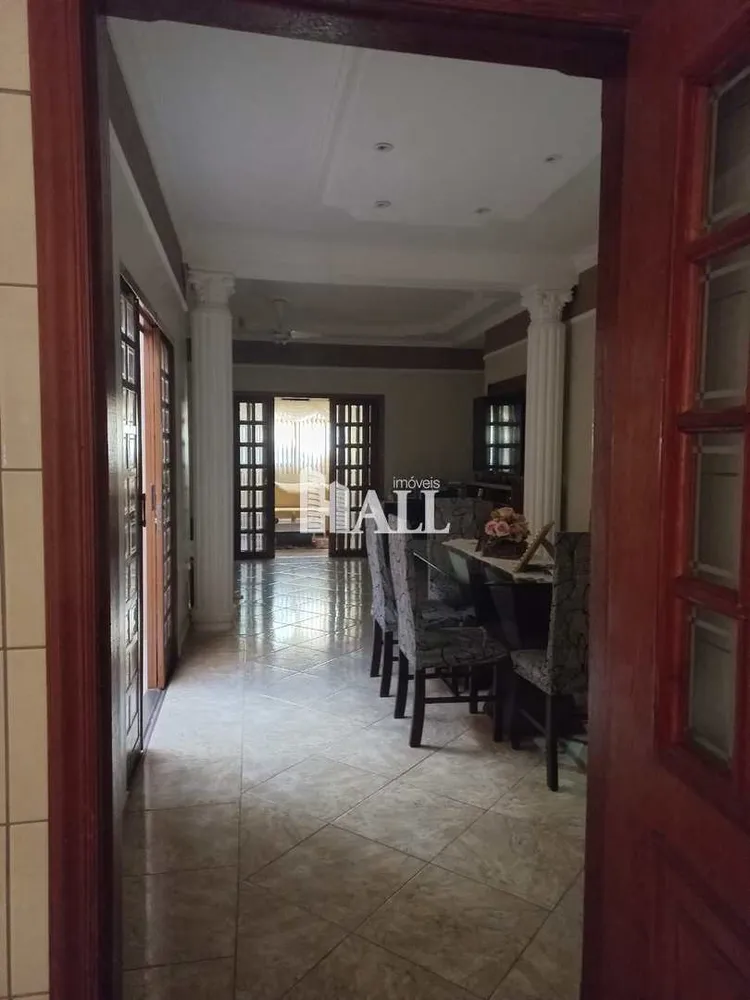 Casa, 3 quartos, 234 m² - Foto 2