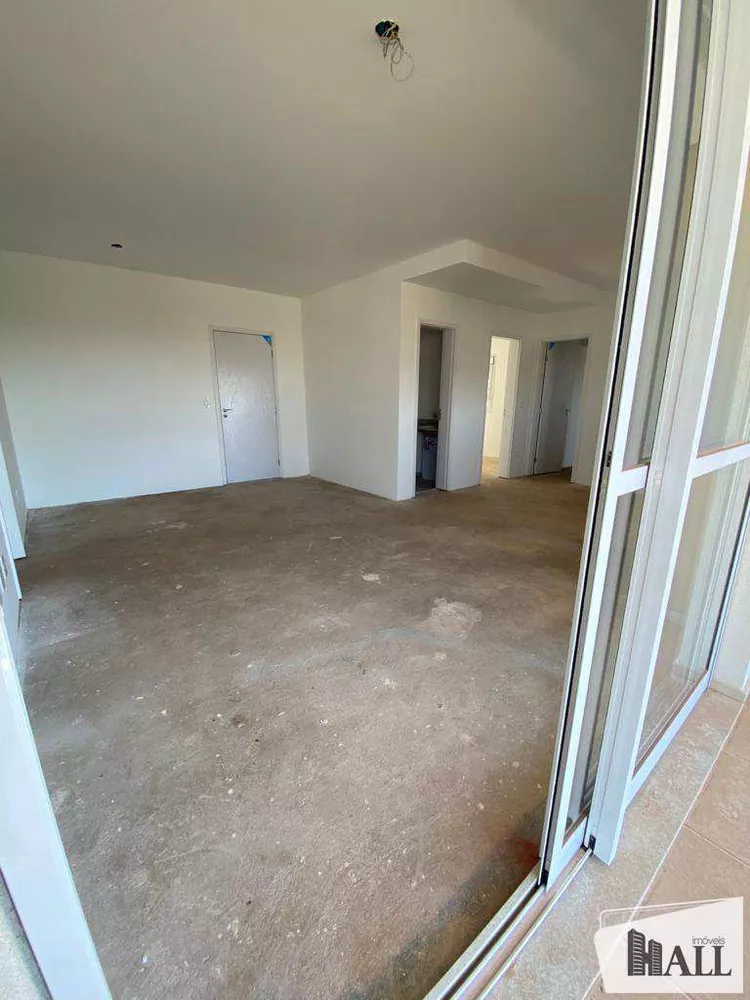 Apartamento à venda com 3 quartos, 114m² - Foto 3