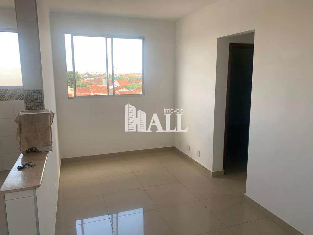 Apartamento à venda com 2 quartos, 45m² - Foto 1