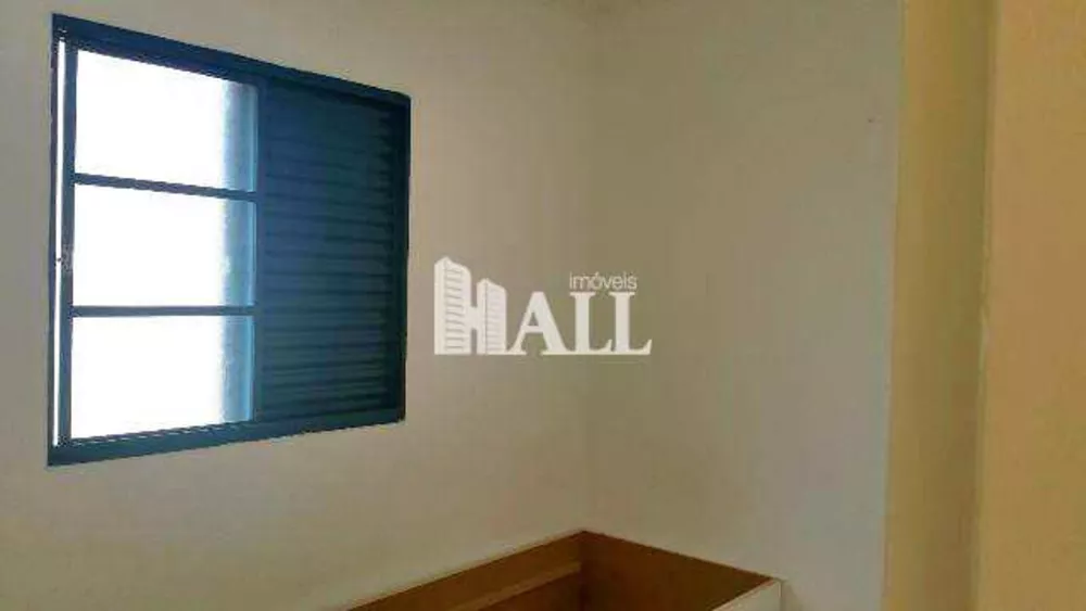 Apartamento à venda com 2 quartos, 60m² - Foto 2