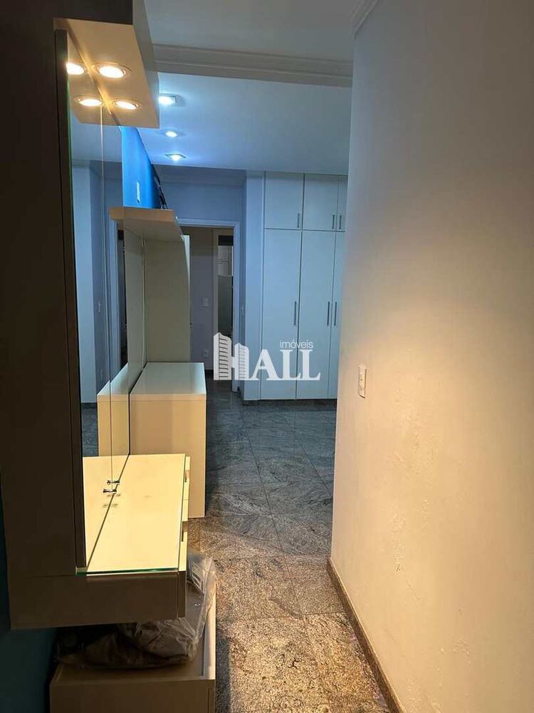 Apartamento, 3 quartos, 217 m² - Foto 1