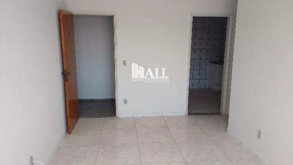 Apartamento à venda com 2 quartos, 70m² - Foto 2