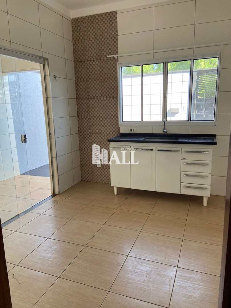 Casa à venda com 2 quartos, 89m² - Foto 1